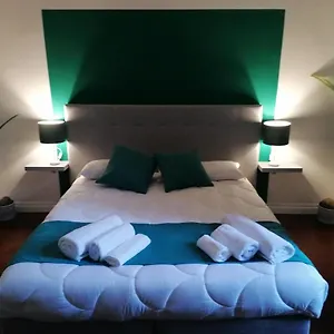 Pensjonat Shine House