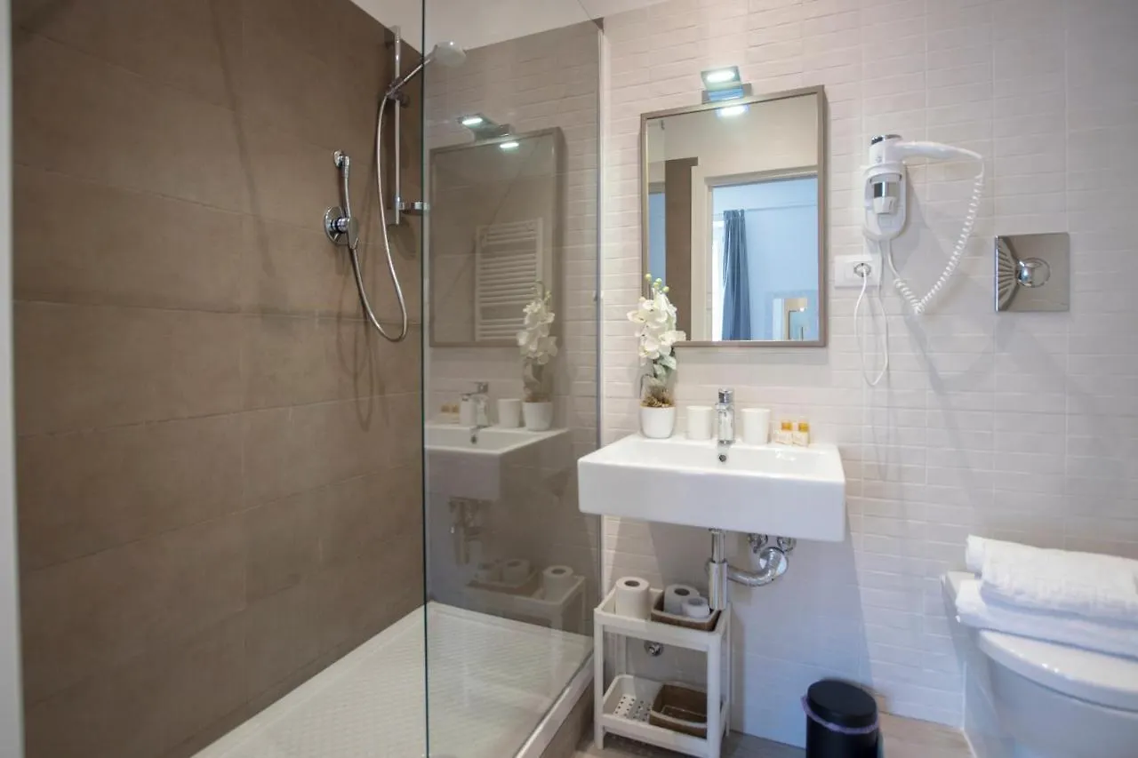 Raffaela'S Suite & Rooms Vatican Guest House Rome Italië
