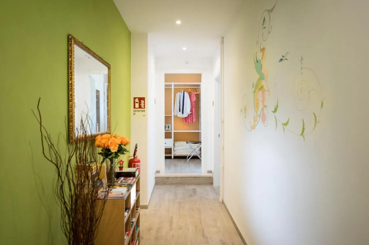 Raffaela'S Suite & Rooms Vatican Guest House Rome Italy