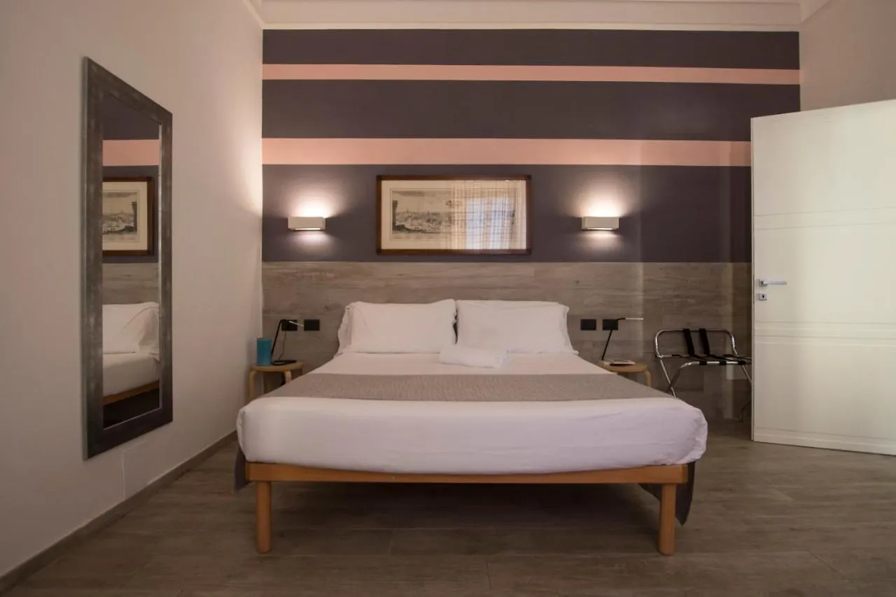 Raffaela'S Suite & Rooms Vatican Guest House Rome 2*,  Italy